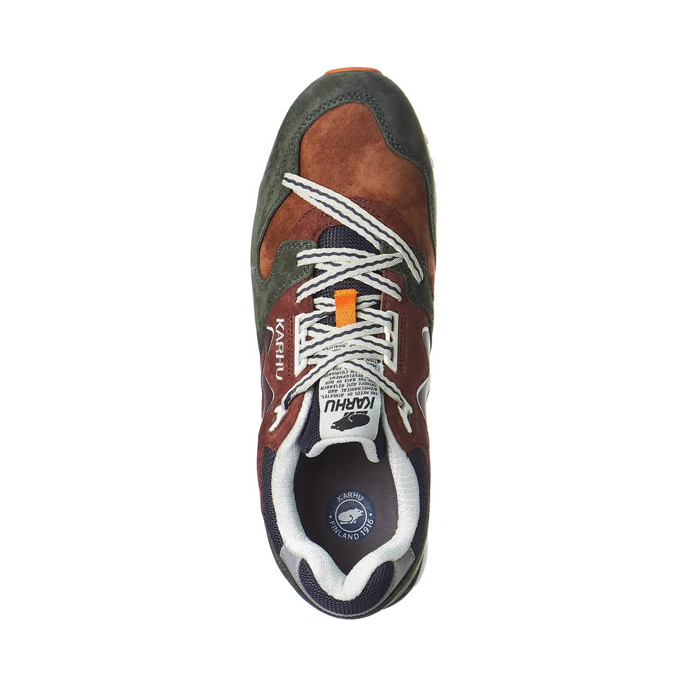 Karhu Synchron Classic Thyme / Bitter Chocolate (F802665)