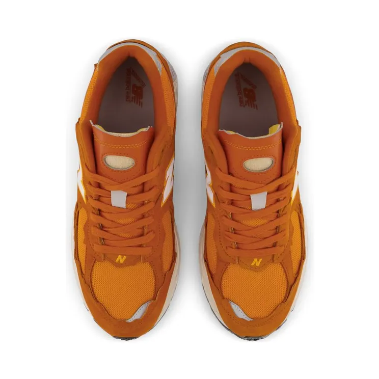 new-balance-2002r M2002RDE