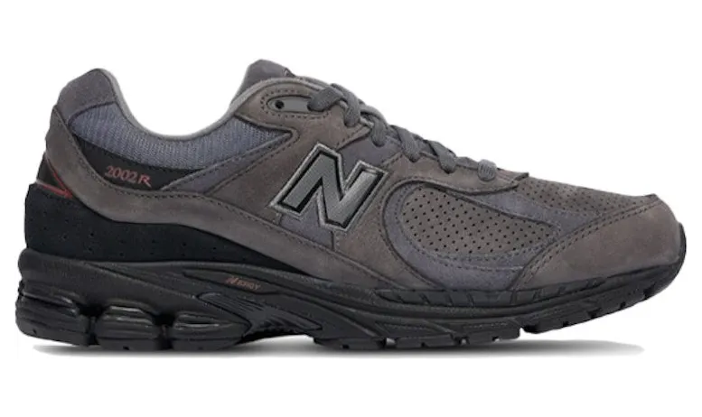 New Balance 2002R Charcoal Black (M2002RGF)
