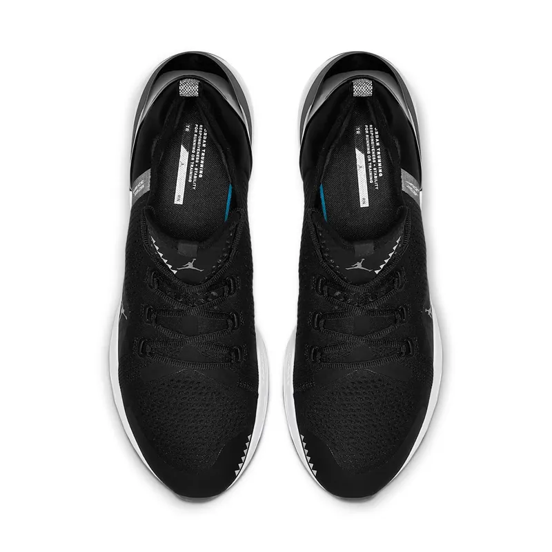 Jordan React Havoc Black White Black/White-Metallic Silver (AR8815-001)