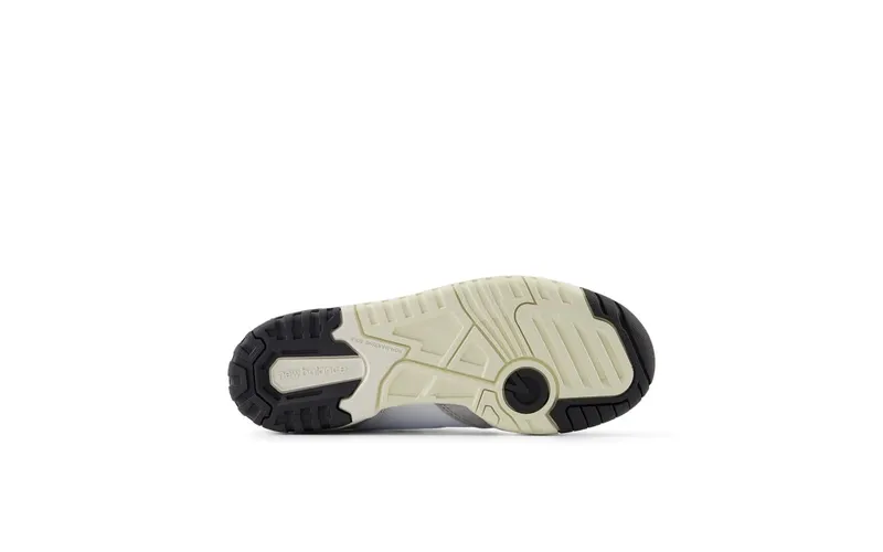 New Balance 550 GS “White Black Cement” (GSB550BW)