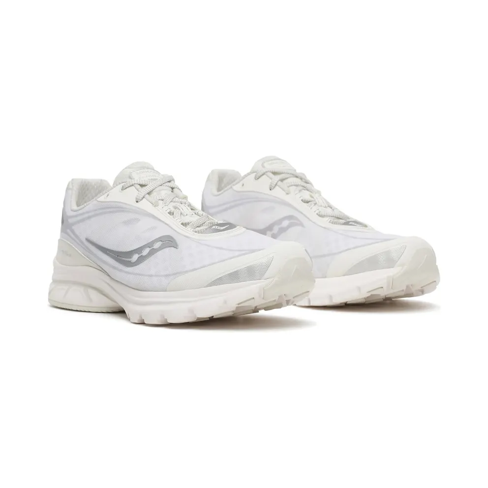 SAUCONY Kinvara 1 “Ivory / Silver” (S101650-1003)