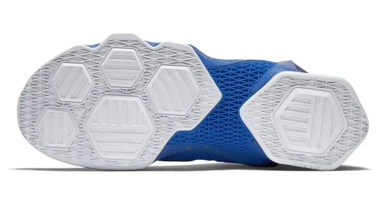 nike-lebron-13 807219-418