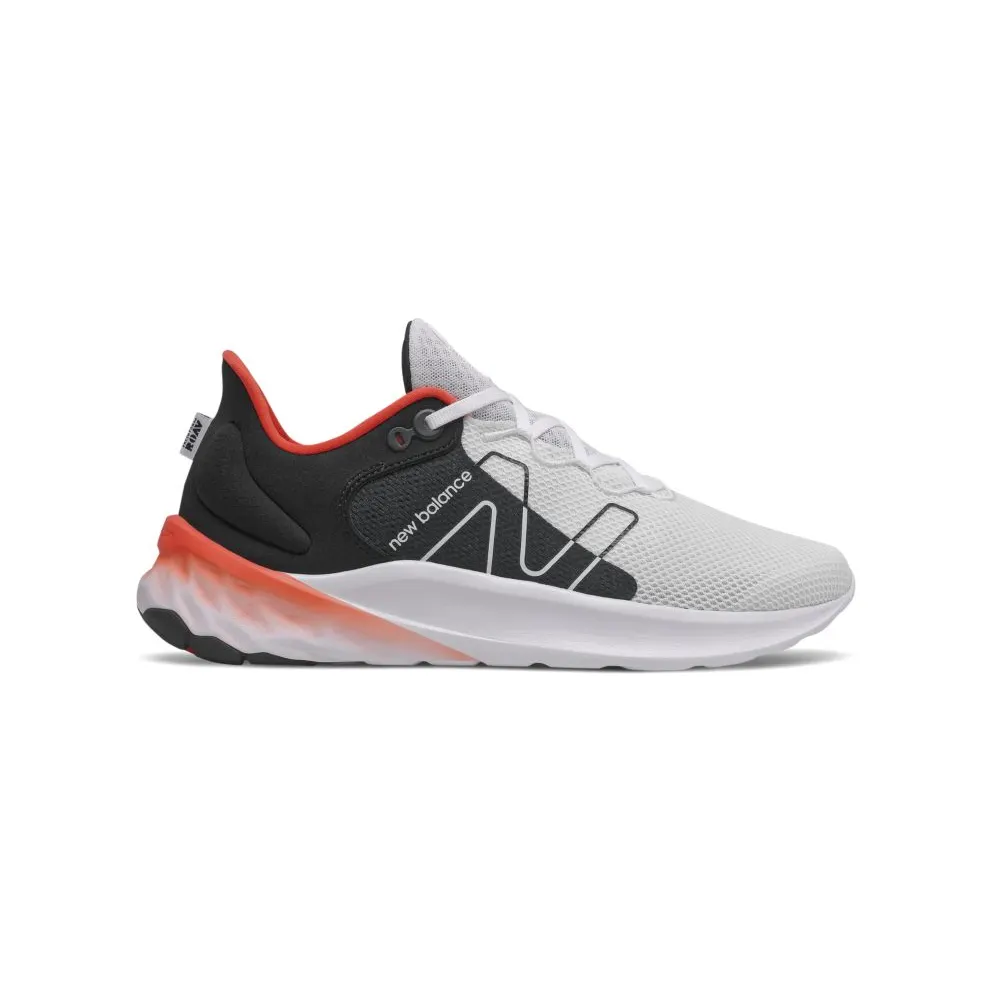 New Balance New Balance White/Black/Red (MROAVSW2)