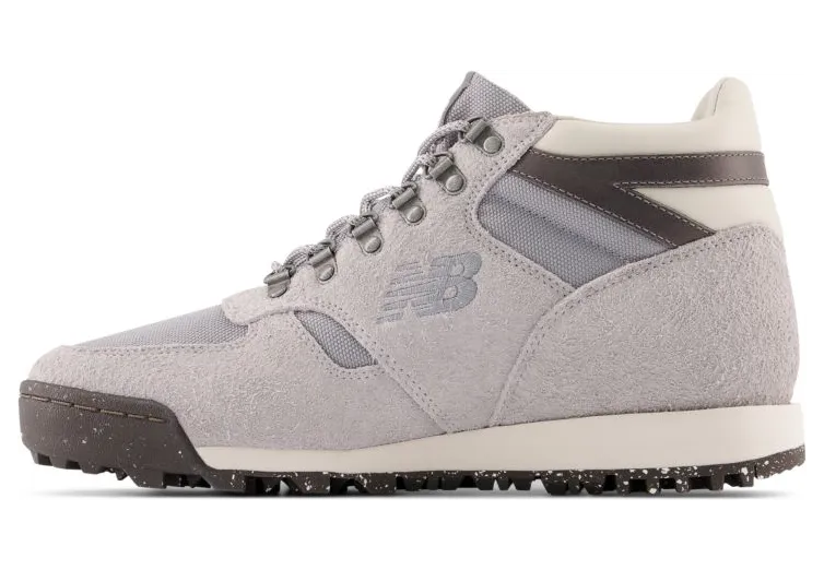 new-balance-rainier URAINAD