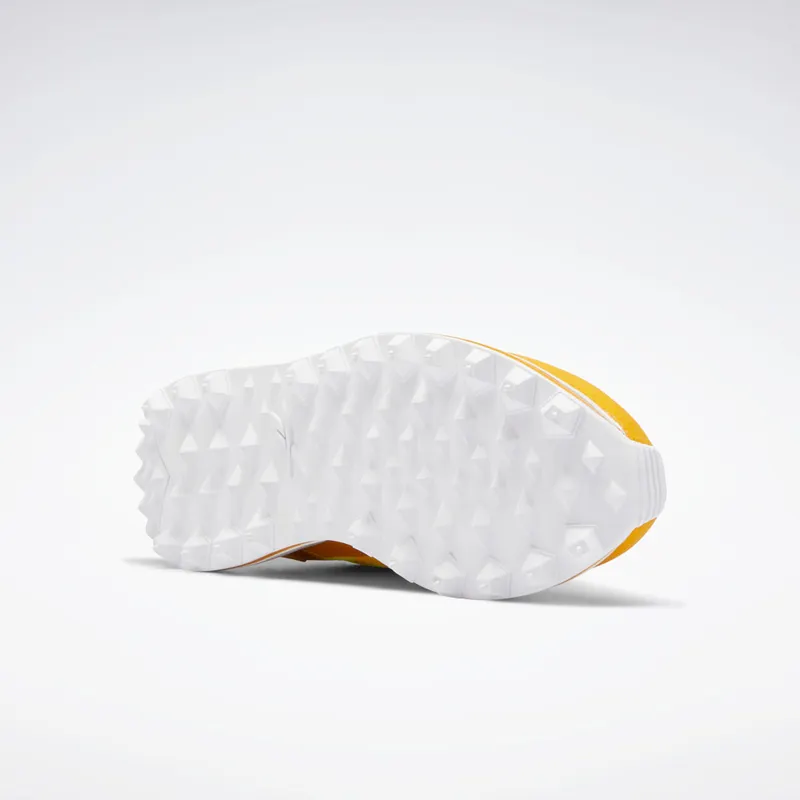 reebok-sneaker FY5012