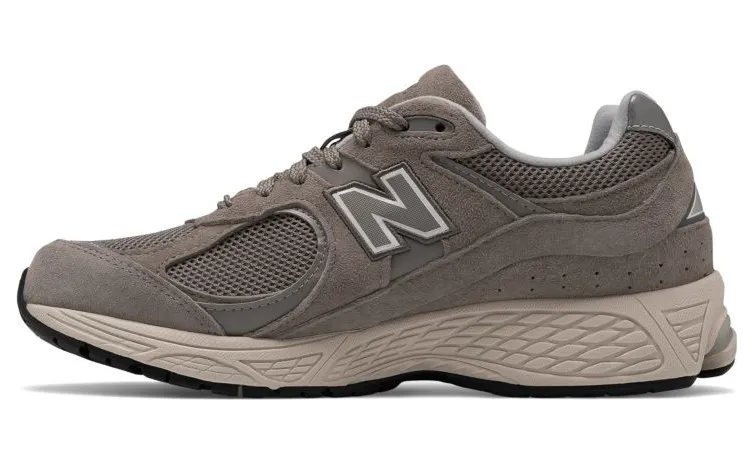 new-balance-2002r ML2002RC
