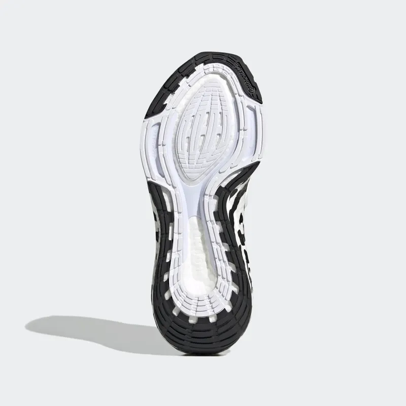 Adidas adidas by Stella McCartney Ultraboost 22 Cloud White / Cloud White / Core Black (GY4410)