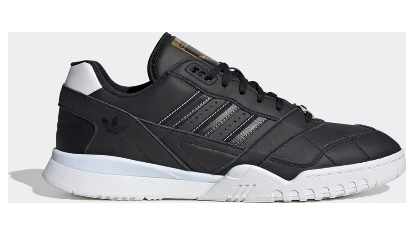 adidas A.R. Trainer Core Black / Core Black / Cloud White (EH1545)