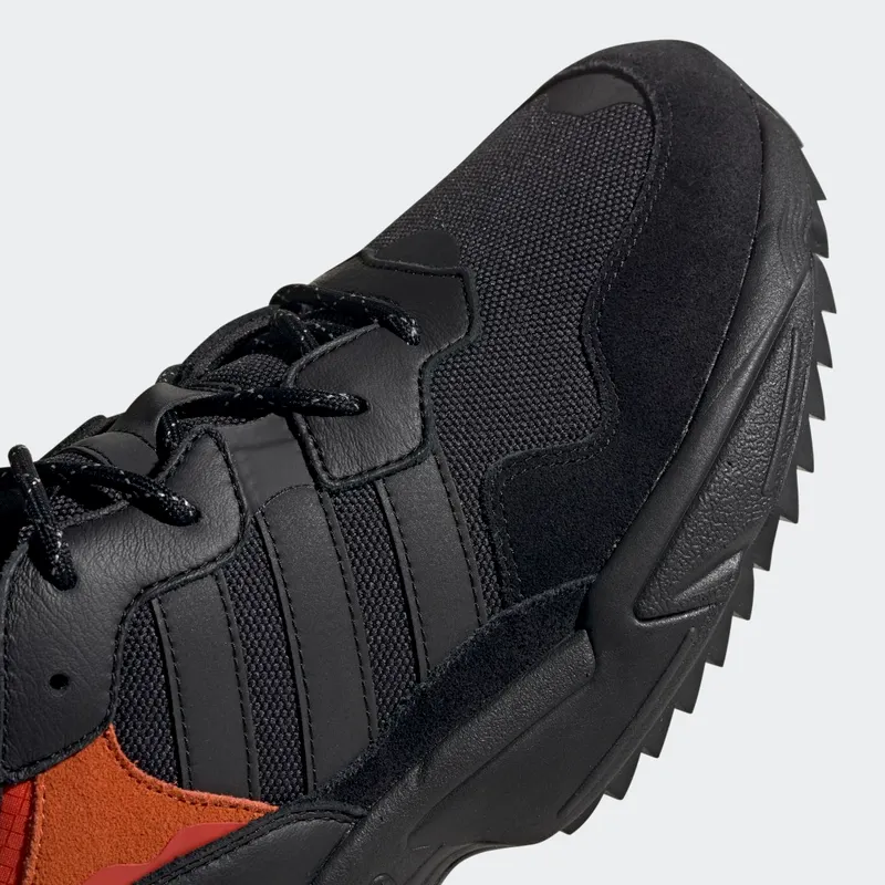 Adidas Yung-96 Trail ‘Black Flash Orange’ Core Black/Trace Grey Metallic/Flash Orange (EE5592)