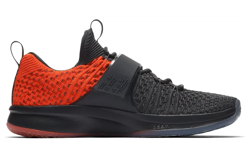 jordan-trainer 921210-012