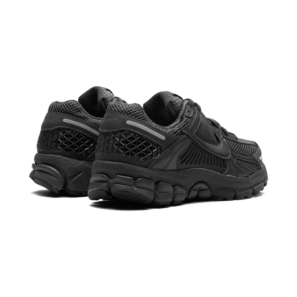Nike Zoom Vomero 5 “Triple Black” (FQ7079-002)