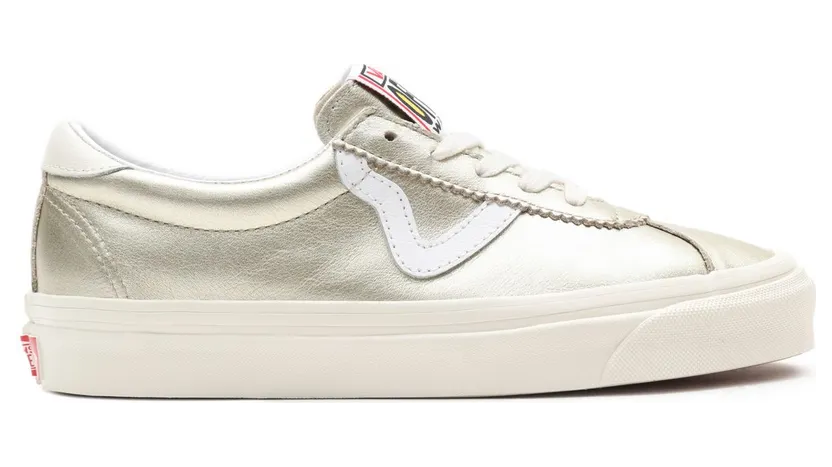 vans-style VN0A3WLQ4ZK