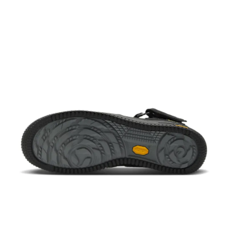 De Air Force 1 Mid krijgt weer Gore-Tex en Vibram, en deze keer een gesp (2)