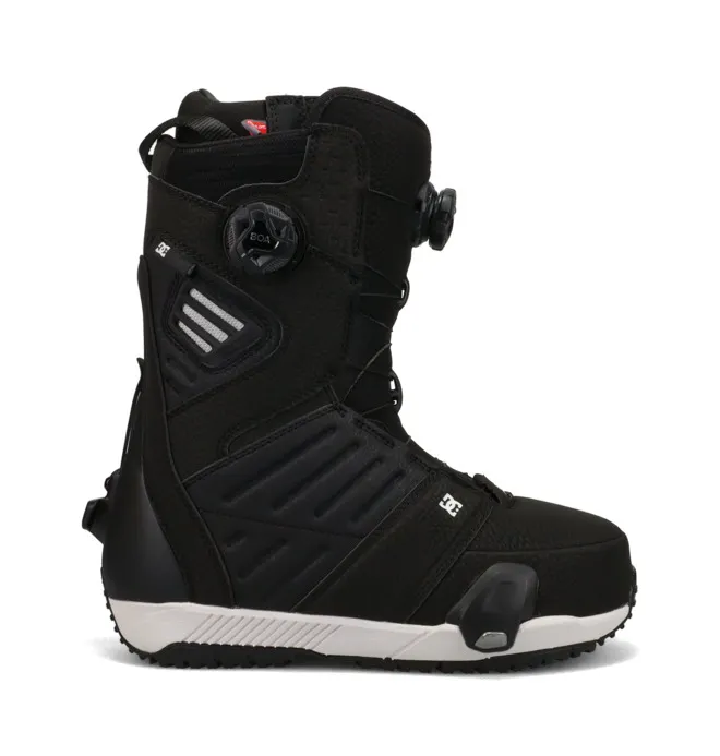 DC Judge Step On “Black” (ADYO100076BKW)