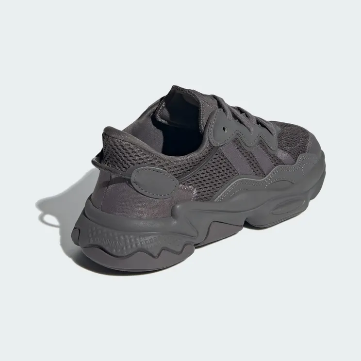 adidas-ozweego IE2782