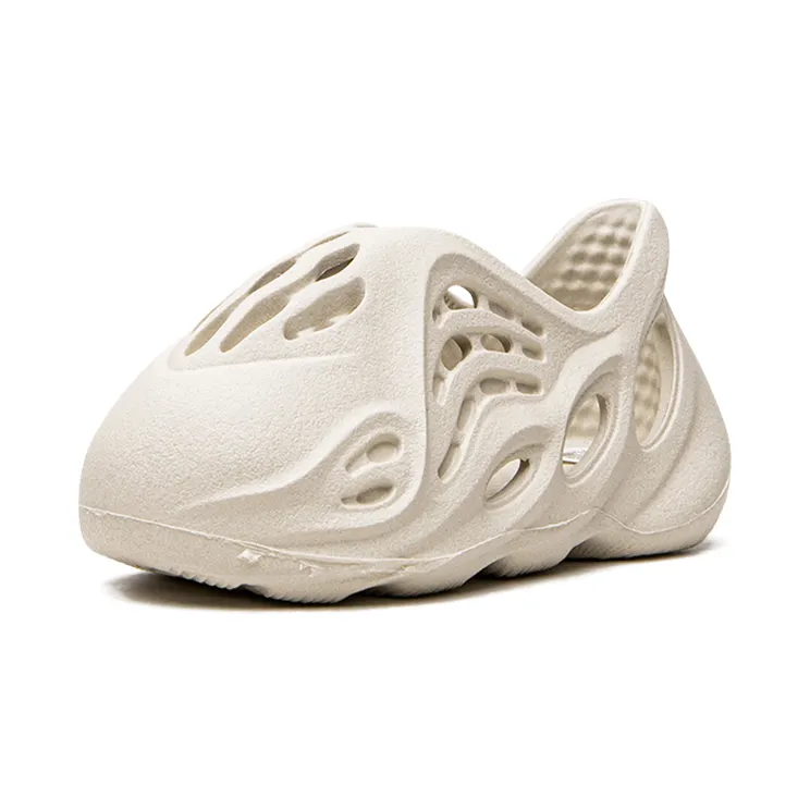 yeezy-sneaker GW7231