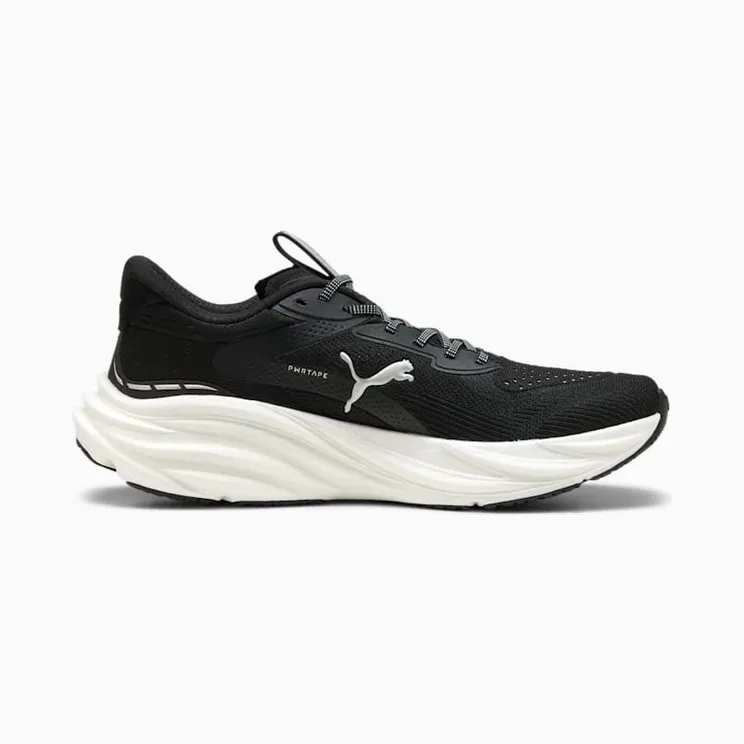 PUMA Magnify Nitro 3 “Black / White” (31104601)