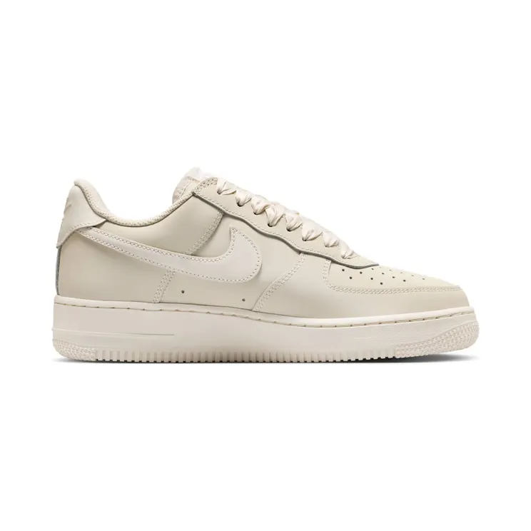 nike-air-force IR0871-100