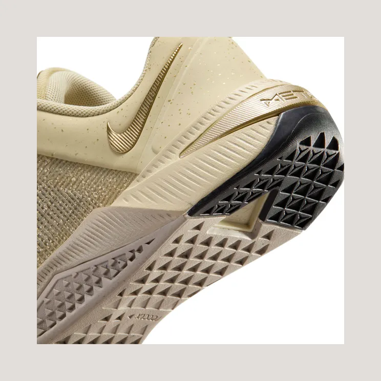 nike-metcon IB6544-200