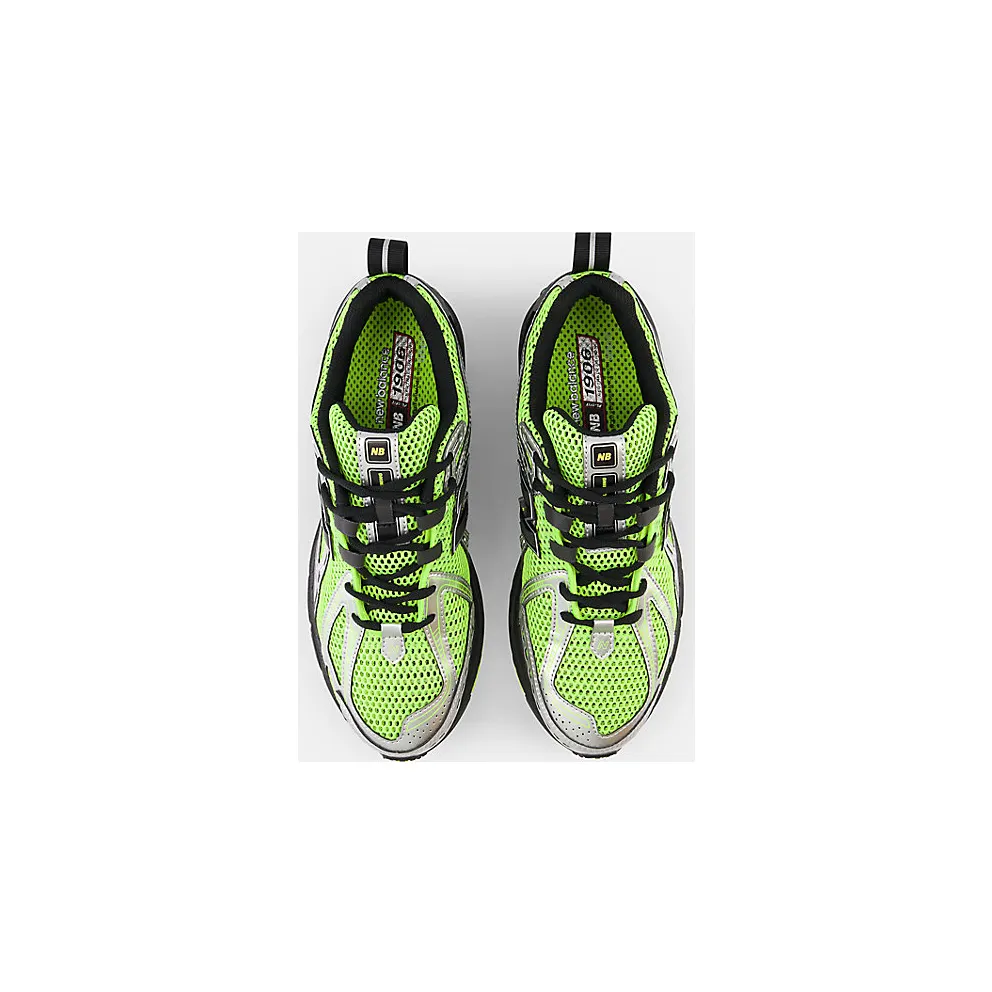 New Balance 1906R “Volt / Black” (M1906RCG)