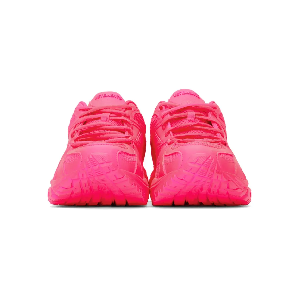 VETEMENTS Pink Reebok Edition Spike Runner 200 NEON PINK (UE51SN100P) (2)