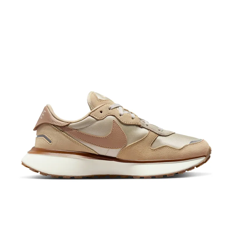 Nike Phoenix Waffle (sanddrift / hemp / sesame / metallic silver) – FD2196-102