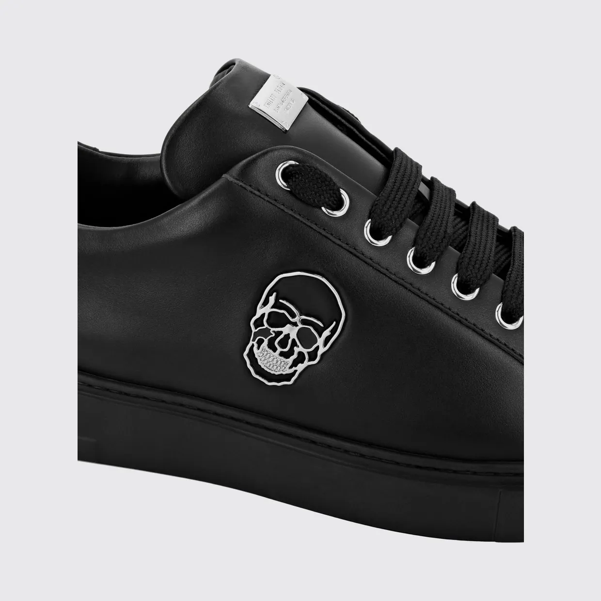 Philipp plein Skull Print Smooth Leather Low-Top Sneakers Black (LADSUSC0789PLE005N0202) (3)