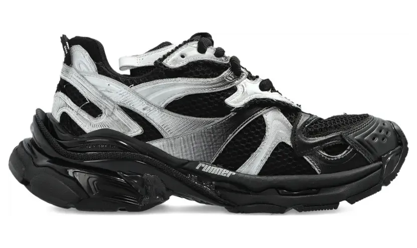 Balenciaga Runner met vlakken “Black” (779064WRN2G)