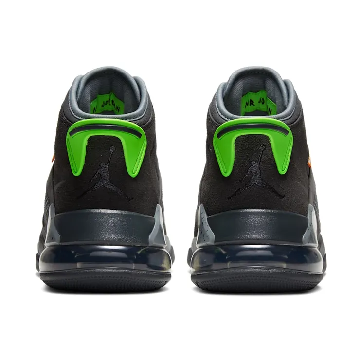 jordan-mars-270 CT9132-001