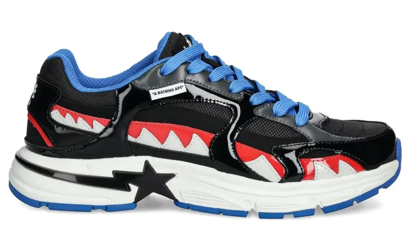 Bape A Bathing Ape® Star mit Haifischzahn “Black” (1L30191321)