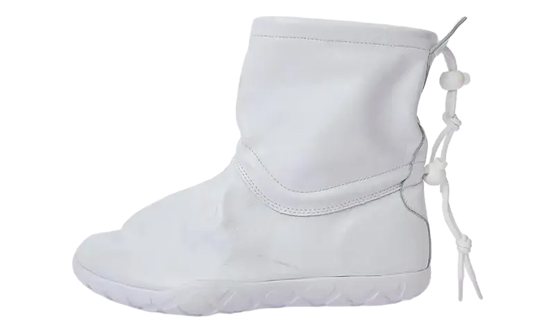 Comme Des Garcons Nike Air Chukka Moc “White” (924488-100)