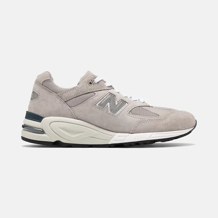 New Balance 990v2 9’X Series Pack (M990N2)