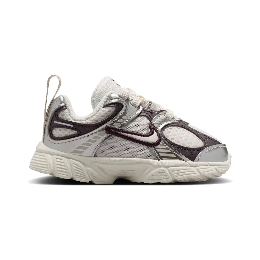 Nike V5 RNR “Phantom / Moon Particle / Burgundy Ash” (IR2949-005)