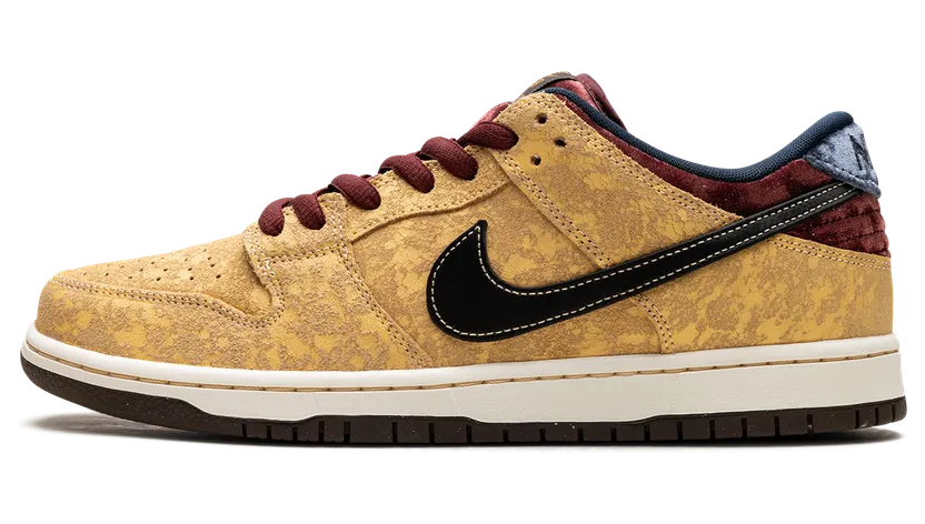 Nike SB Dunk “City Of Cinema” (FZ1278-200)