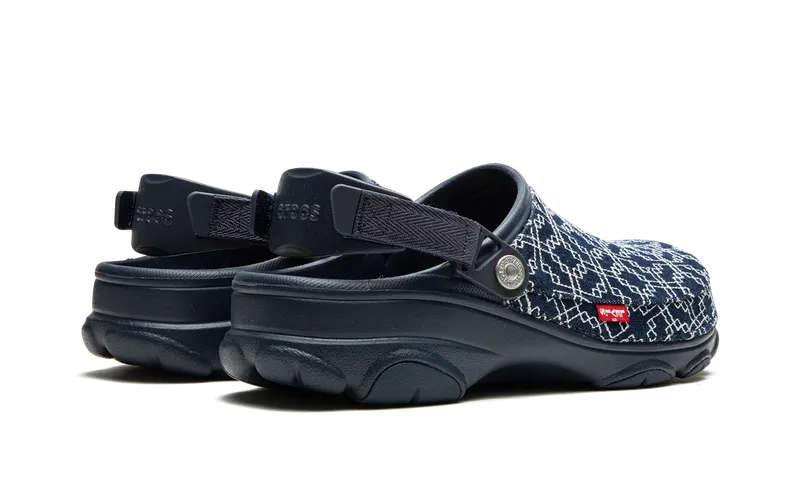 Crocs Classic All Terrain Clog “Levi’s – Shasiko Navy” (208917-410)