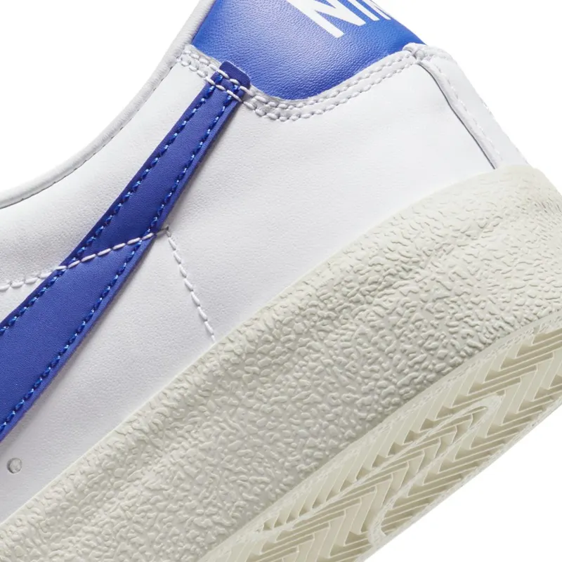 nike-blazer DA6364-103