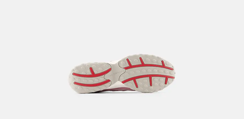 New Balance 204L “Valentine’s Day” (U204L7AM)