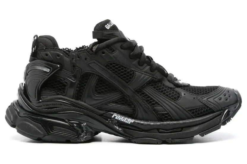 Balenciaga Runner “Black” (772774W3RBT)
