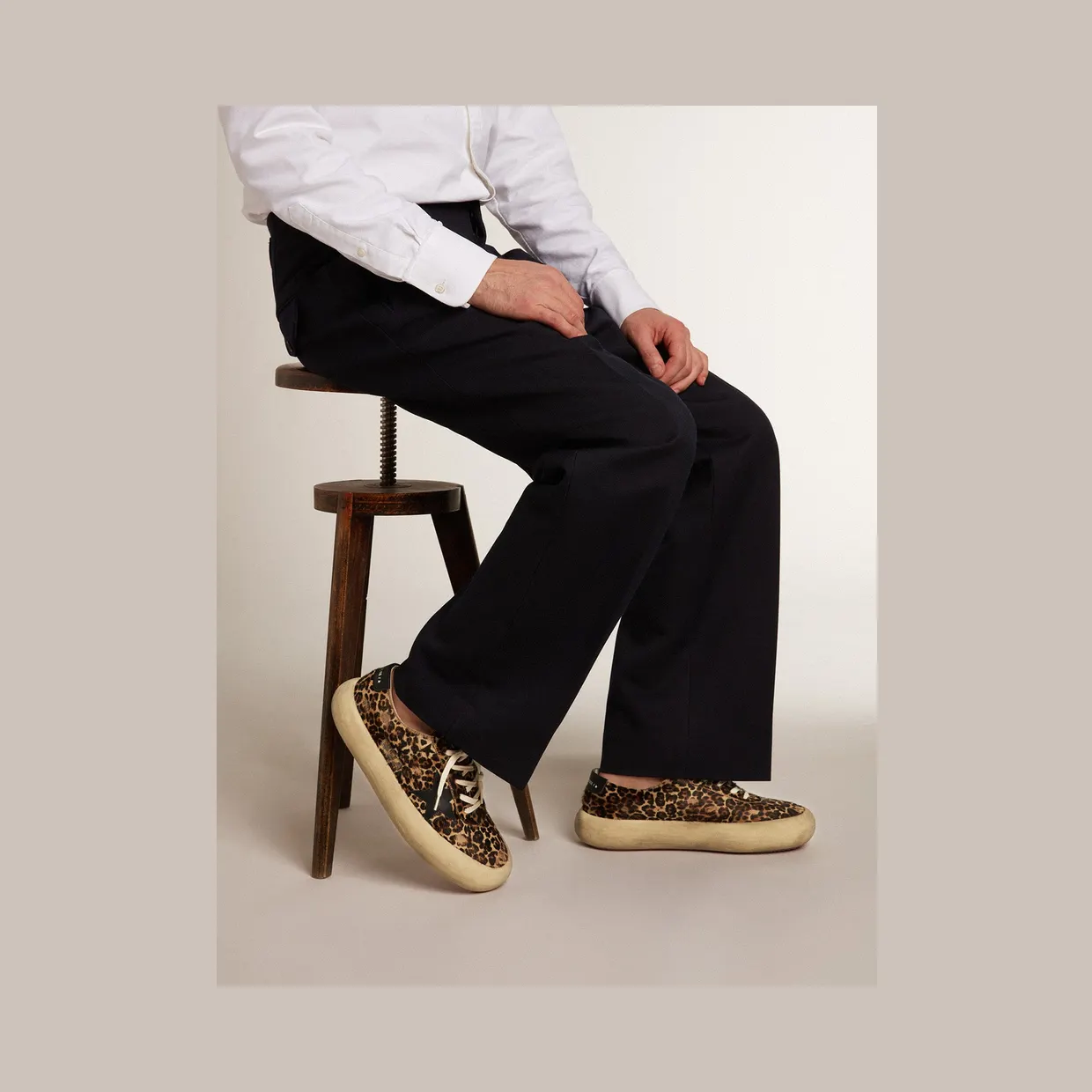Golden Goose Space-Star In Leopard Print Pony Skin With Black Star And Heel (GMF00378.F003305.81472) (3)