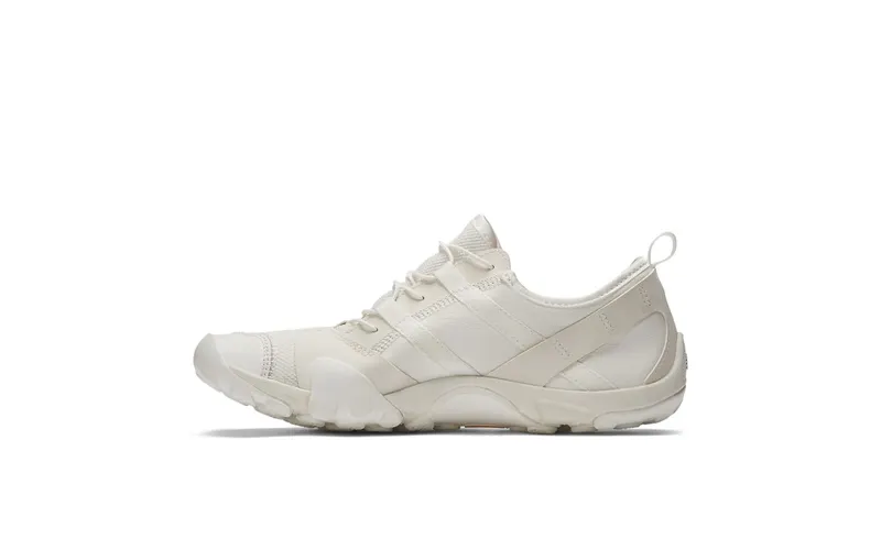 New Balance MT10O ISSEY MIYAKE White (MT10OIM)