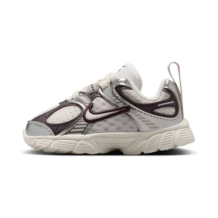 Nike V5 RNR “Phantom / Moon Particle / Burgundy Ash” (IR2949-005)