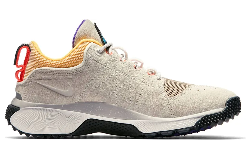 nike-acg AQ0916-100