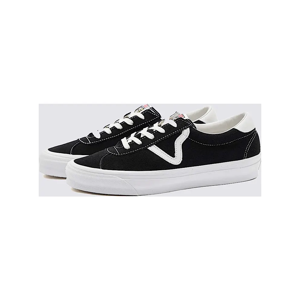 Vans Black Suede OG Epoch LX Sneaker (VN0A4U12AD3)