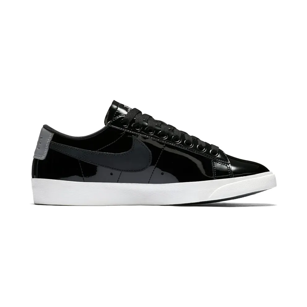 Nike Blazer Low Black Patent (W) (AA1557-001)