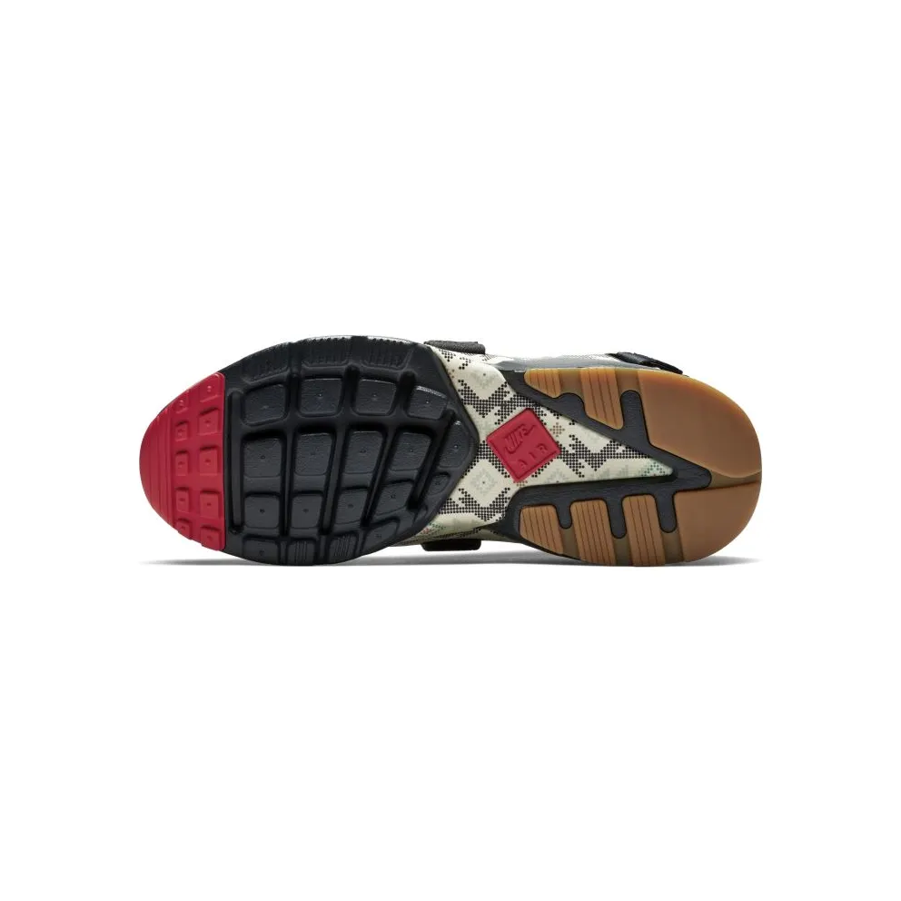 Nike Air Huarache City Utility N7 (W) Anthracite/Light Cream-University Red (AT6170-001)