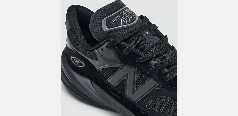 New Balance 990 v6 “Triple Black” (U990BB6)