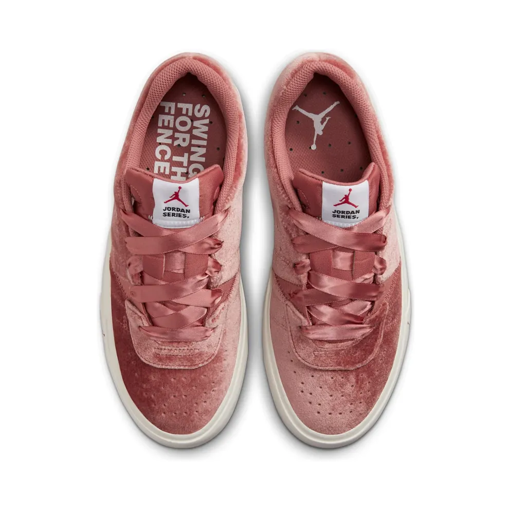 Jordan Series .05 SE Low Pink (DZ7737-600)