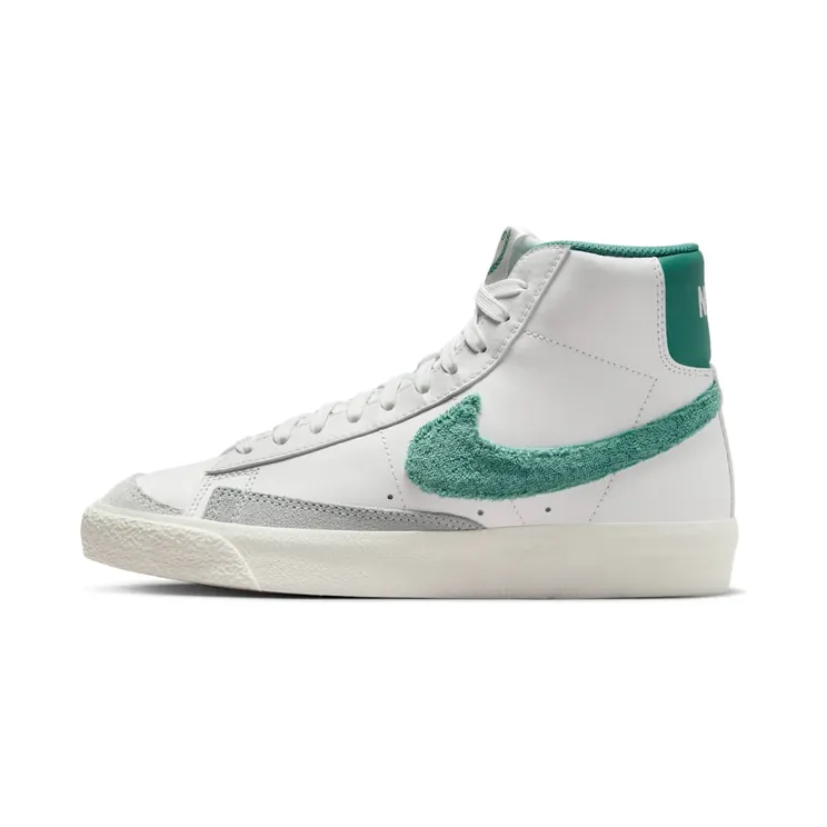 Nike Blazer Mid ’77 “Summit White / Phantom / Light Pumice / Bicoastal” (FZ1158-100)