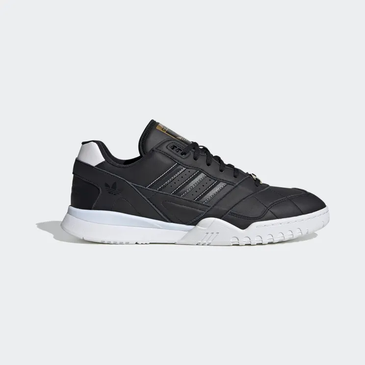 adidas A.R. Trainer Core Black / Core Black / Cloud White (EH1545)